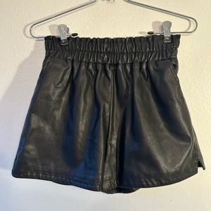 French Kiss Black Faux Leather Shorts Size Small